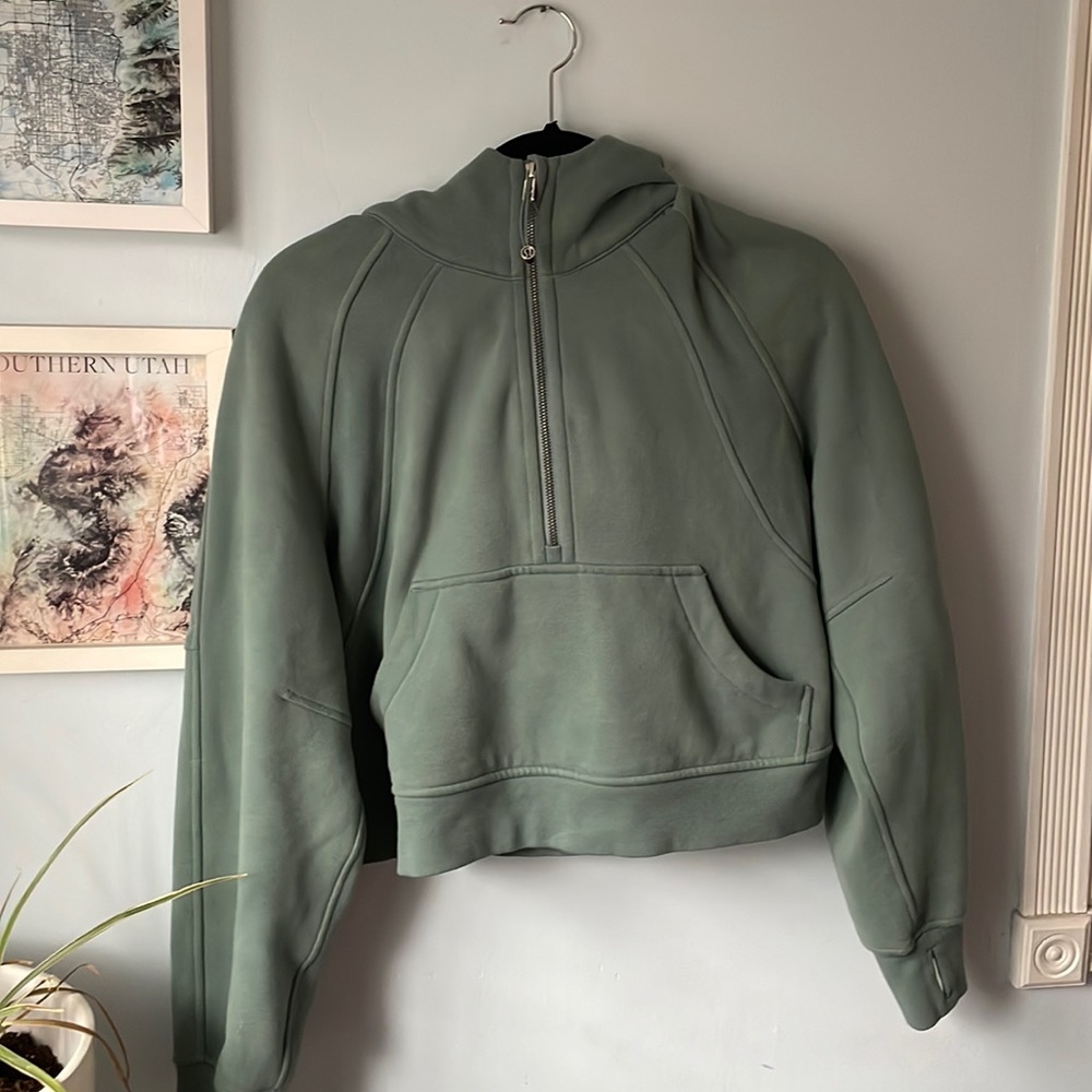 Lululemon Scuba